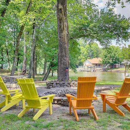 Lakefront Hot Springs Home With Furnished Deck! Eksteriør bilde