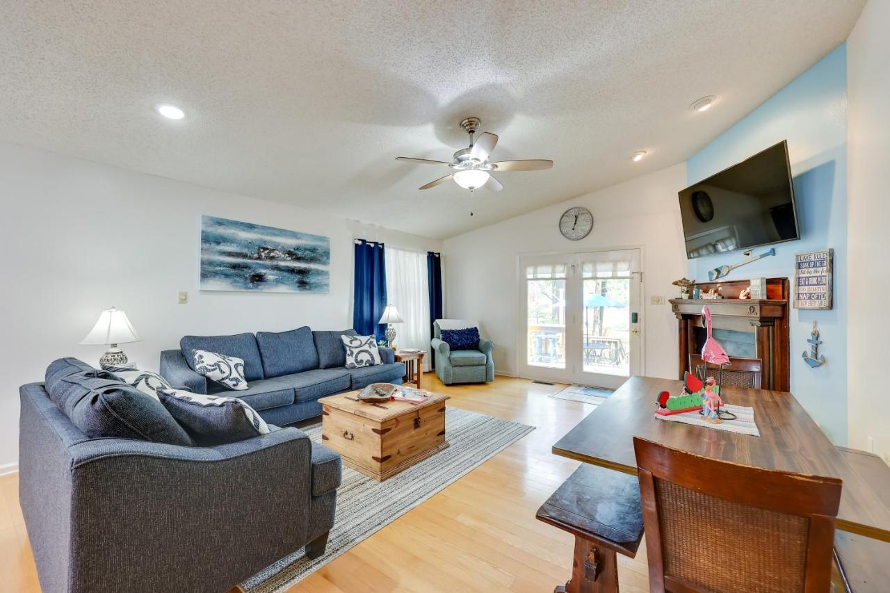 Lakefront Hot Springs Home With Furnished Deck! Eksteriør bilde