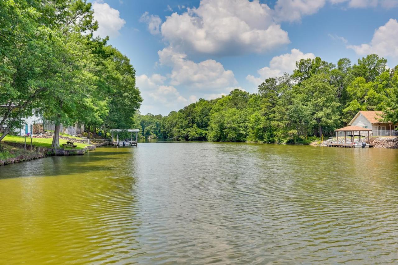 Lakefront Hot Springs Home With Furnished Deck! Eksteriør bilde