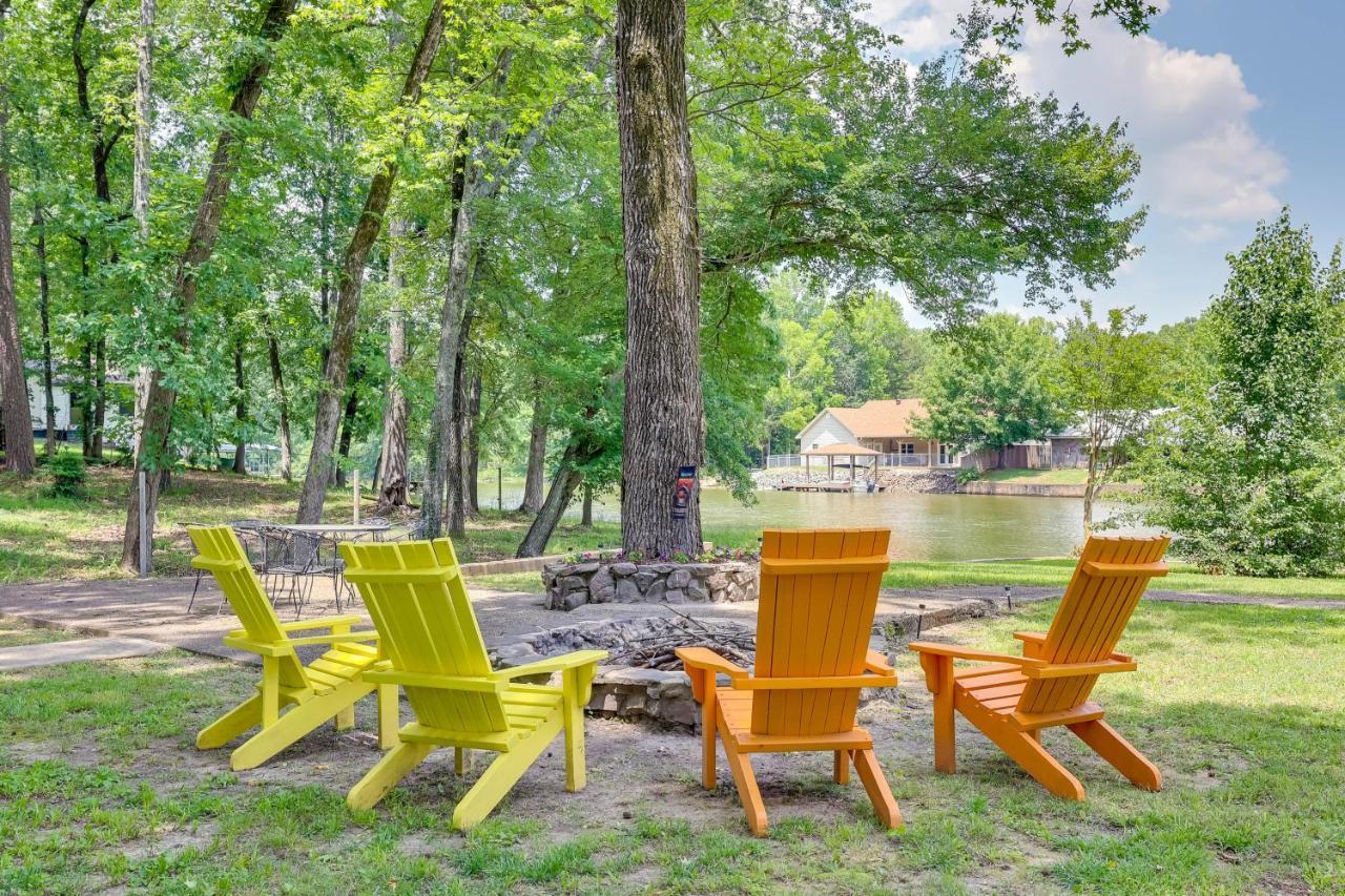 Lakefront Hot Springs Home With Furnished Deck! Eksteriør bilde